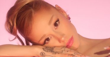 Как изменилась Ариана Гранде: от детской звезды до музыкальной иконы (фото)