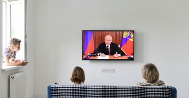 Правда о войне в прайм-тайме: хакеры ГУР взломали российское ТВ, — источники Фокуса (видео)