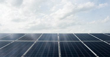 Прорыв в солнечной энергетике: панели из перовскита показали рекордную эффективность