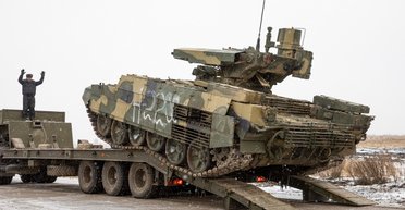В РФ намерены модернизировать списанные танки Т-72 в БМПТ "Терминатор"