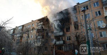 Удар ВС РФ по многоэтажке в Харькове: количество пострадавших возросло