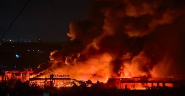 "Гіпермаркет завалився": дрони атакували тимчасово окупований Донецьк (фото, відео)