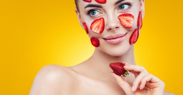 Салон краси вдома. Рецепти омолоджувальних масок з простих продуктів 2022