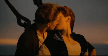 Кейт Вінслет зізналася, чому поцілунок з Леонардо Ді Капріо став "жахом"