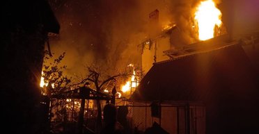 В Одесі "Шахед" влучив у багатоповерхівку, є загиблі: наслідки нічних обстрілів України