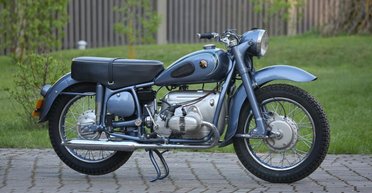 В ЄС продають унікальний 69-річний мотоцикл київського заводу за $50 000 (фото)