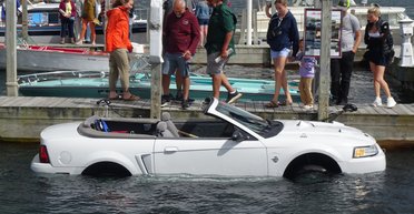 Спорткар-амфибия: Ford Mustang получил нестандартную модификацию (фото, видео)