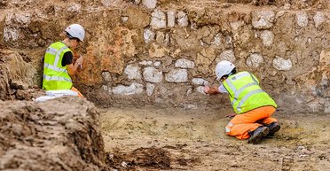 Редкая находка. Раскопки амфитеатра в Кенте представили детали римского города (фото)