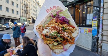 Кулинарная драма: Еврокомиссия дала Турции и Германии полгода, чтобы решить, чей денер-кебаб