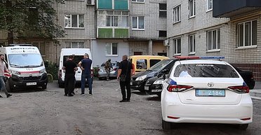 "Син приїде — звільнить": у Харкові грабіжники напали на матір добровольця ЗСУ (відео)