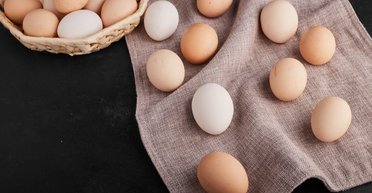 Белые или коричневые: влияет ли цвет яиц на их качество и полезные свойства