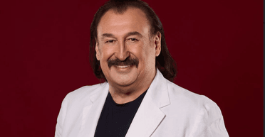 Степан Гига серьезно заболел: "Состояние тяжелое" (фото)