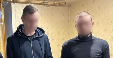 В Киеве двое мужчин избили военного: как отреагировали правоохранители (фото)