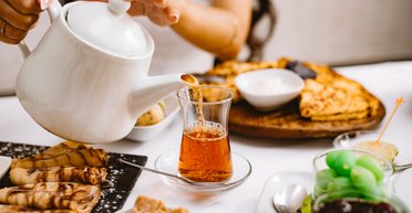 Плохое сочетание: 7 продуктов, которые никогда нельзя употреблять  с чаем