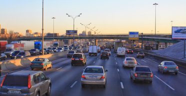 Литва вимагає від власників авто з російськими номерами вивезти їх з Євросоюзу