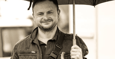 Актер из сериала "Поймать Кайдаша" рассказал о подработке: чем он занимается