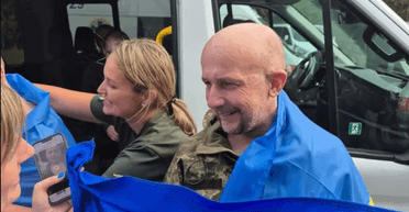 "Розцілую батьків і піду на роботу": звільнений з полону український журналіст поділився планами на майбутнє