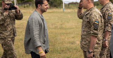 Зеленский собрался с силами. Почему произошла смена командующего военной операцией на Донбассе