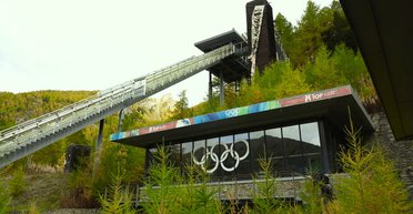 Розруха на тлі Альп: блогери показали, який вигляд мають олімпійські об'єкти в Турині (фото, відео)