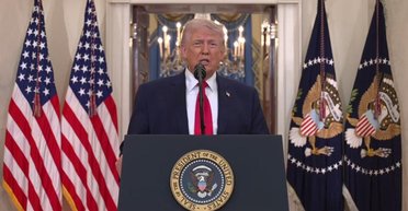 "Вернем их в каменный век": Трамп выступил с обращением к нации по поводу войны в Иране (видео)