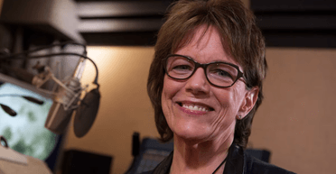 У жінки один із найбільш упізнаваних голосів, але ніхто не знає, хто вона (фото)