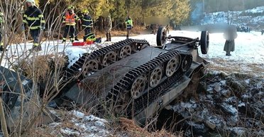 У Чехії перекинувся німецький бронетранспортер часів Другої світової: є жертви (фото)