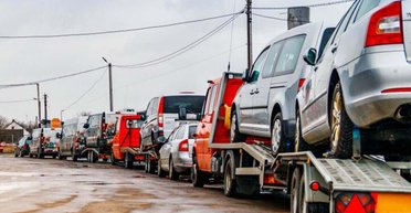 Онлайн-растаможка и регистрация по-новому: Рада поддержала упрощение торговли авто