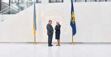 Мимо кассы. Почему Украина теряет помощь международных доноров