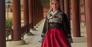 Леся Нікітюк заінтригувала яскравими кадрами з Південної Кореї