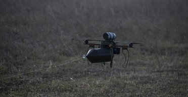 Курды использовали FPV-дрон на оптоволокне для удара по позициям армии Турции (видео)