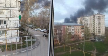 "На заводе пожар": беспилотники атаковали крупный НПЗ в российском Новокуйбышевске (видео)