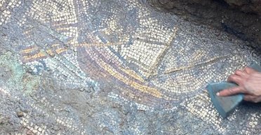 Божественное знамение: перед приездом нового Папы археологи нашли нечто невероятное (фото)