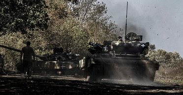 Сили оборони змушують окупантів відступати за всією лінією фронту, — Генштаб (карта)