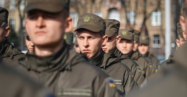 Бесправный полк. Почему защитники родины оказываются беззащитными перед нарушителями их прав 