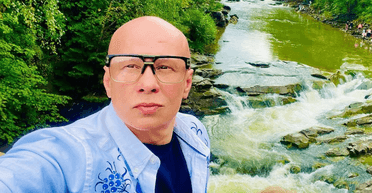 Росіяни зруйнували квартиру відомого продюсера: "Фільм жахів" (фото)