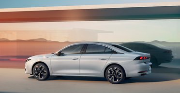 Большой багажник и цена $22 600: представлен новый седан Peugeot 508 (фото)