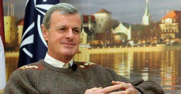 Украина для России — кусок, которым можно подавиться, — генерал НАТО Ричард Шеррифф