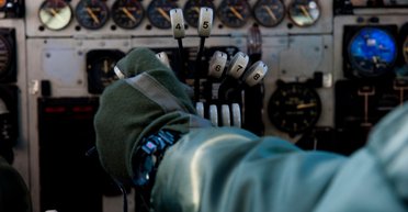 Світ іде до війни: чому США в управлінні ядерною зброєю потрібен ШІ