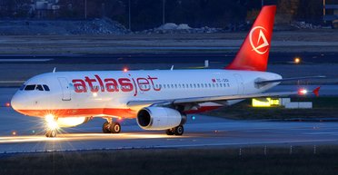 Турки против казаков. Зачем Atlasjet понадобилось украинское небо