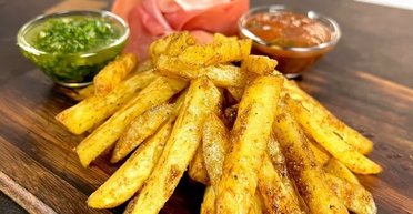 Картопля фрі без смаження: рецепт дуже смачної та апетитної страви (відео)