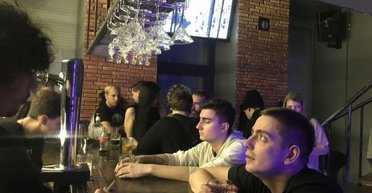 Сладкий привкус эпидемии. Как украинцы подпольно работают и отдыхают в условиях карантина