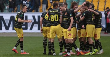 Час славы. Как "Ингульцу" удалось укротить Львов, погасить "Зарю" и оставить с носом букмекеров