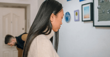 Таємні зустрічі: випадкове повідомлення в робочому чаті розкрило секрет чоловіка