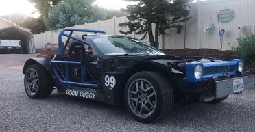 Голий кузов і скриня в багажнику: Chevrolet Corvette перетворили на дивний багі (фото)