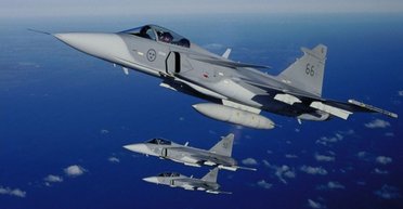 "З повною силою": європейці таємно попередили Москву, що збиватимуть їх літаки, — Bloomberg