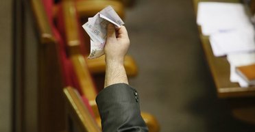 Путинским путем. Как Украина понемногу становится государством-коллектором