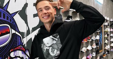 "Думал на утро пройдет":  Телеведущий шоу "Кто сверху?" Богдан Шелудяк рассказал как узнал о болезни