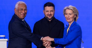 Вступление Украины в ЕС в 2027 году: ряд правительств сопротивляются, что предлагают взамен