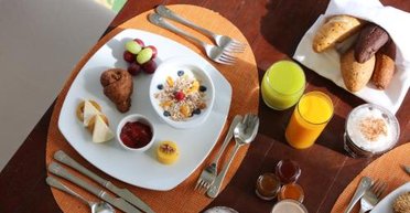 Лікарка назвала найкращі продукти, які треба їсти на сніданок, обід та вечерю