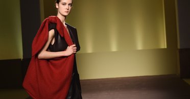 Рюкзак и оверсайз. Самые модные сумки осени 2021